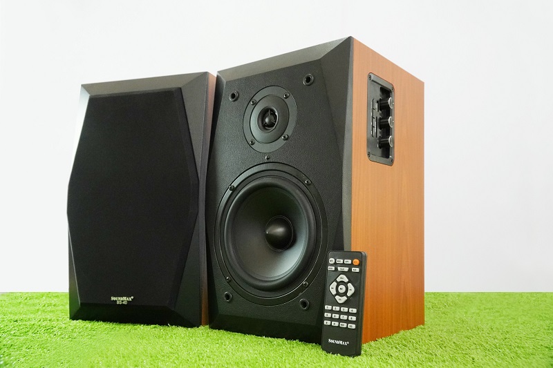 C&oacute; n&ecirc;n mua loa Soundmax kh&ocirc;ng?